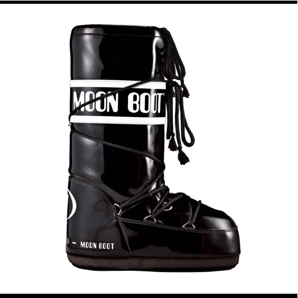 ISO: Black Vinyl Moon Boot. DO NOT BUY